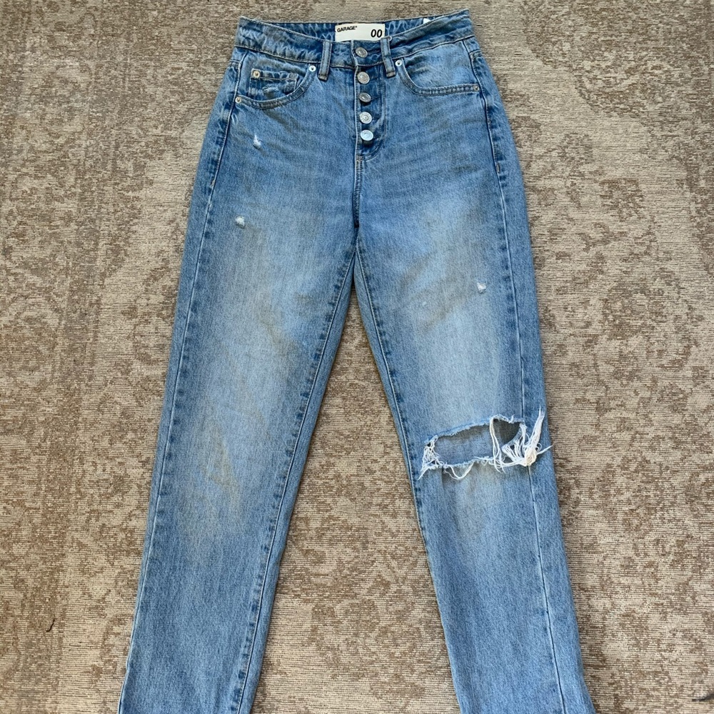 Garage Distressed Jeans